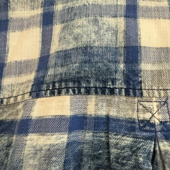 American Eagle Outfitters Blue & White Distressed Button Boyfriend Shirt. Medium - Picture 8 of 11